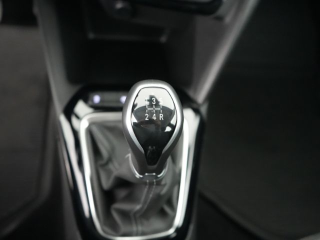 Corsa F EDITION+SITZHEIZUNG+LENKRADHEIZUNG+PARKP