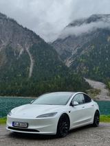 Tesla Model 3 RWD Highland - Tesla Gebrauchtwagen in Bremen