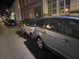 Peugeot 5008 1.6 - gebrauchte Peugeot 5008 aus dem Jahr 2009
