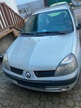 Renault Clio - gebrauchte Renault Clio aus dem Jahr 2002