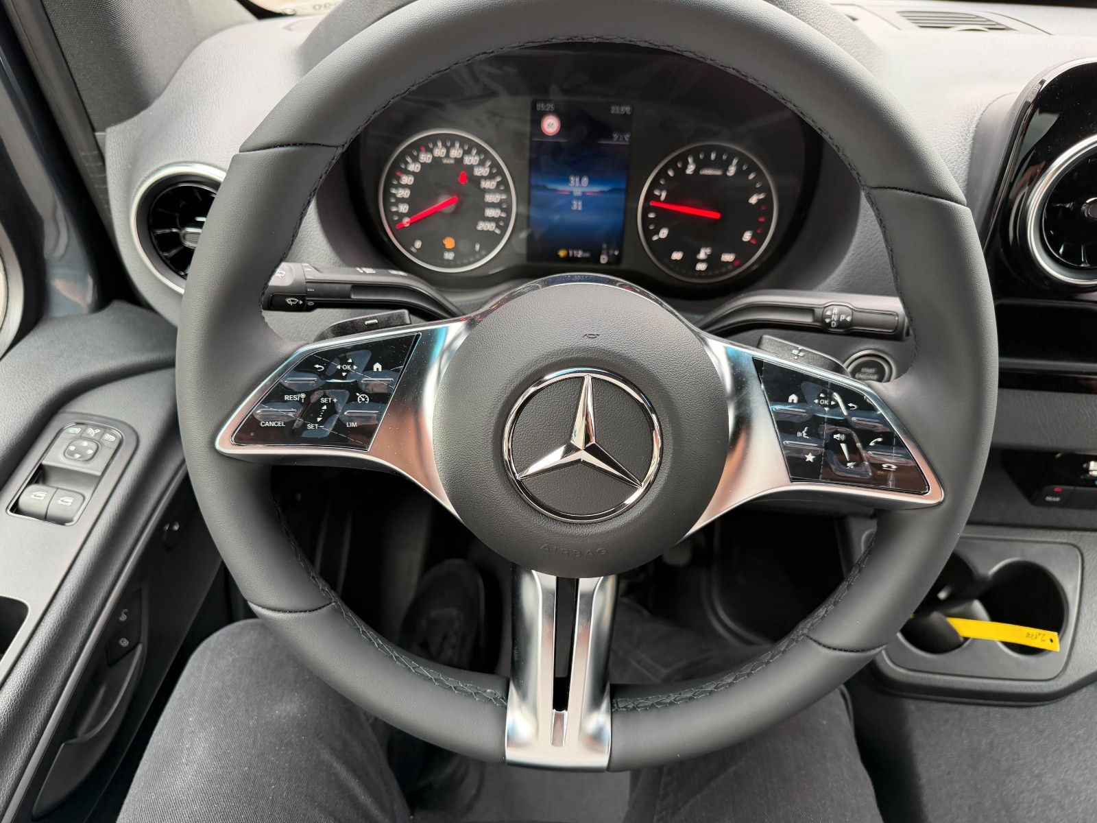 Fahrzeugabbildung Mercedes-Benz Sprinter 317 CDI 9G SELECT Stdh Dachklima LED