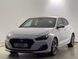 Hyundai i30 CRDi Fastback Prem. LED Navi Kam. Keyl.1.Hd - Hyundai i30 mit Diesel-Antrieb