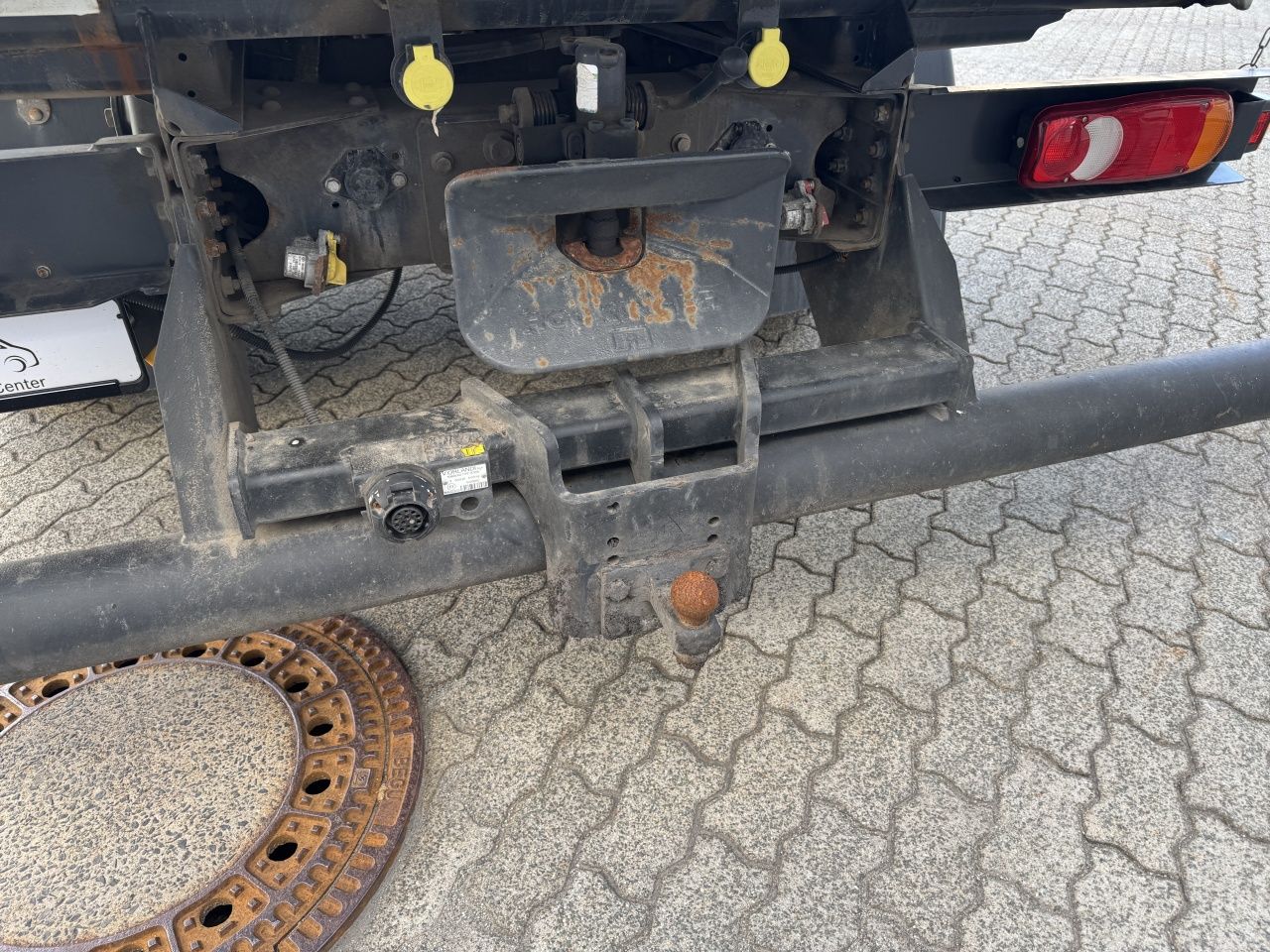 Fahrzeugabbildung Iveco ML80E21/3-SeitenkipperMeiller 2x AHK,Schwingsitz