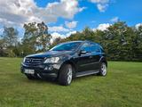 Mercedes-Benz ML 420 CDI 4MATIC Brabus 360ps - schwarze Mercedes-Benz ML 420
