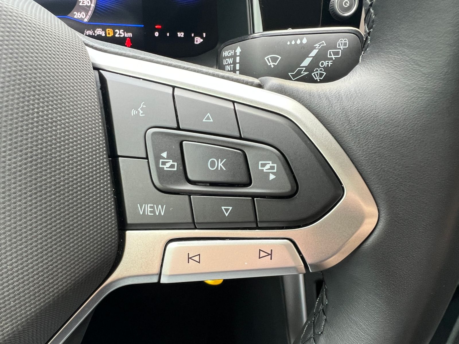 Fahrzeugabbildung Volkswagen Taigo Life 1,0 l TSI *LED, Navi, Kamera, 16''-LM