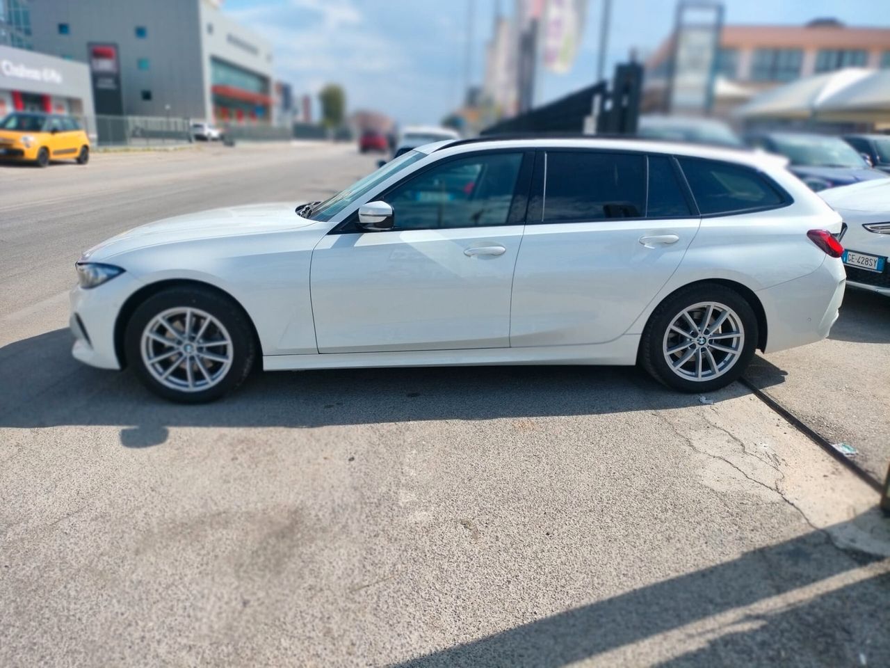 BMW Bmw 320 320d 48V Touring imagem 3
