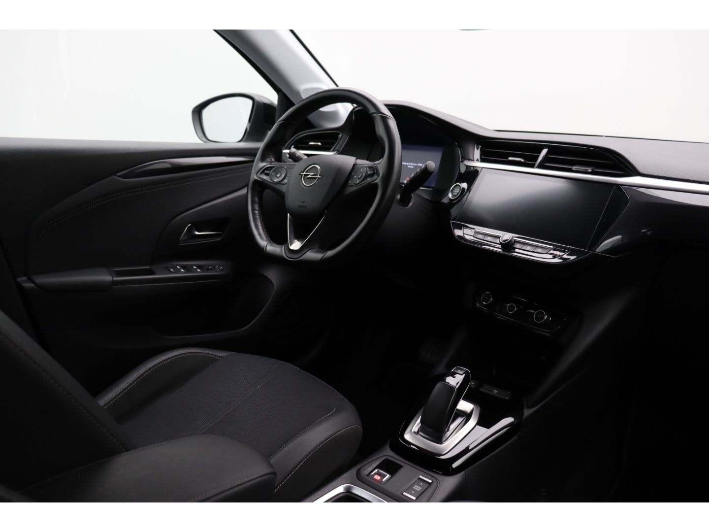 Fahrzeugabbildung Opel Corsa-e Corsa F e Elegance Kamera Sitzheizung
