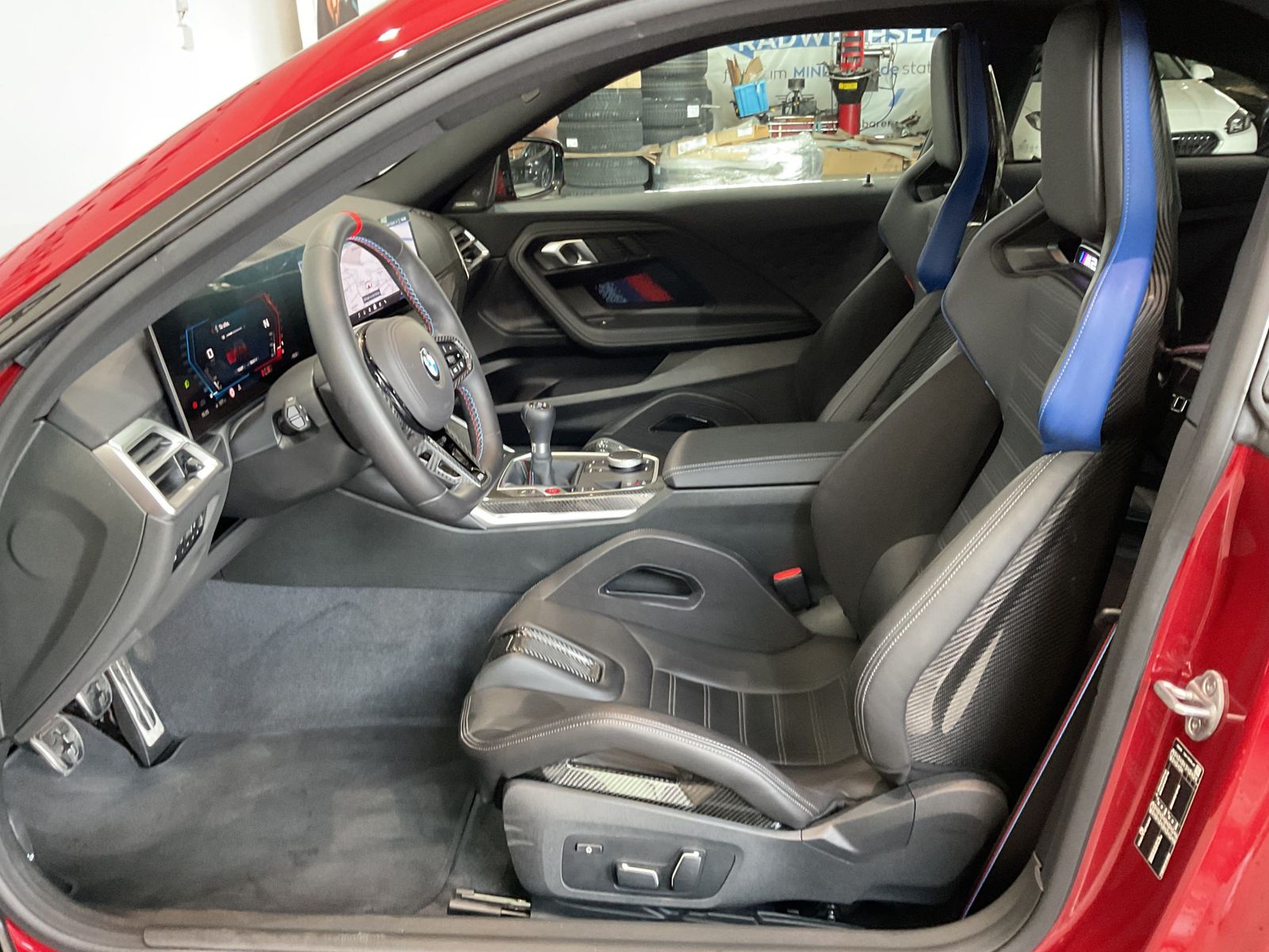 Fahrzeugeinzelansicht 10 Fahrzeugabbildung BMW M2 Coupé M Carbondach , M Carbon Schalensitz, Ha