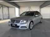 Mercedes-Benz C 350 4Matic VL ACC LKA RKAM PDC Keyless Bi-Xeno - Mercedes-Benz C 350: 4matic