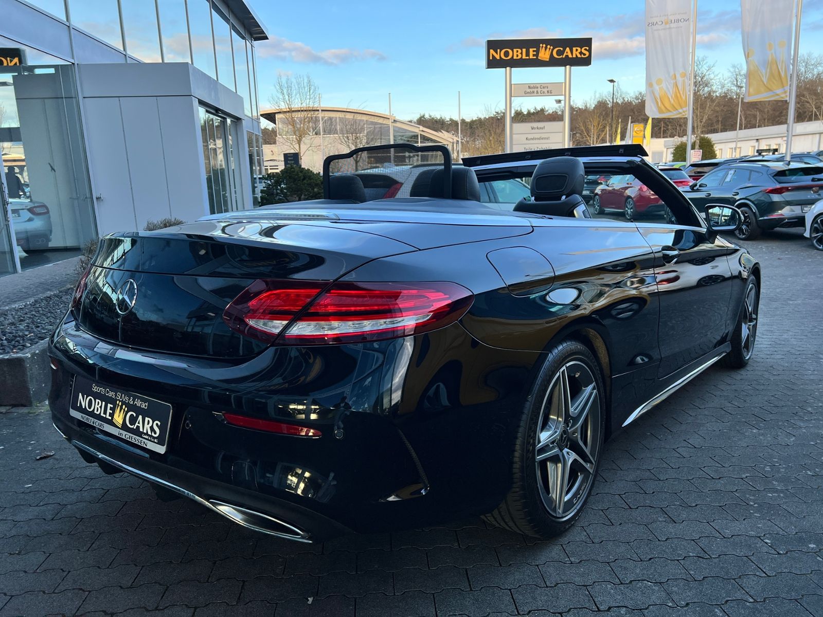 Fahrzeugabbildung Mercedes-Benz C 200 Cabrio LED NAVI ALU PDC