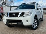 Nissan Navara Double Cab LE 4X4, Automatik, Vollaustat. - gebrauchte Nissan Navara aus dem Jahr 2011
