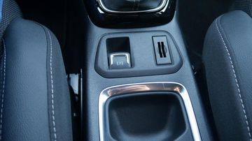 Bild 16 Opel CORSA F 1.2 GS