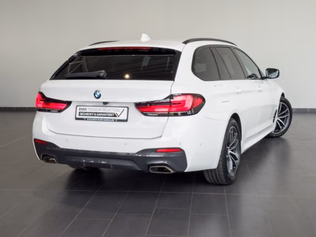 BMW 530 d xDrive Touring  M Sport Memory+H&K+LED