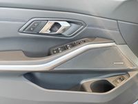 BMW 318 - Vorschau Bild 15