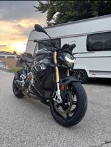 BMW S1000 R mit Dynamik-, Komfort- und Soziuspaket