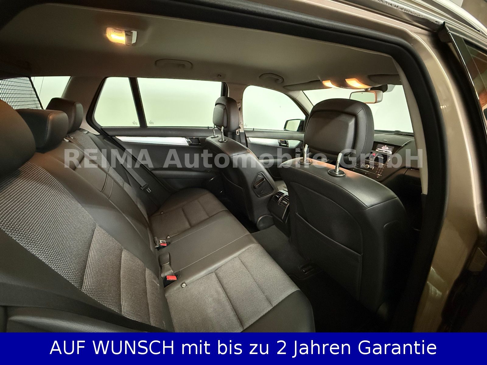 Fahrzeugabbildung Mercedes-Benz C 200 Kombi Avandgarde, Klima, Navi