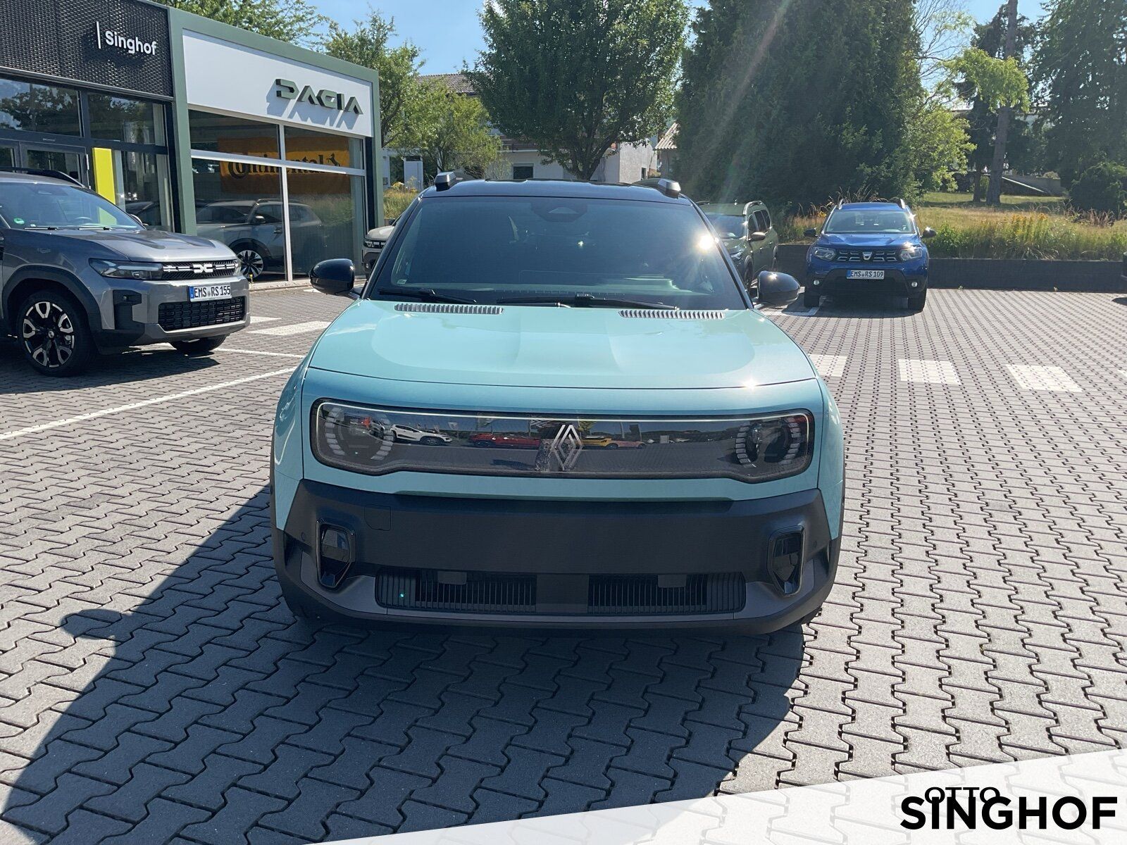 Fahrzeugabbildung Renault R 4 E-Tech elektrisch Iconic 150 Comfort Range