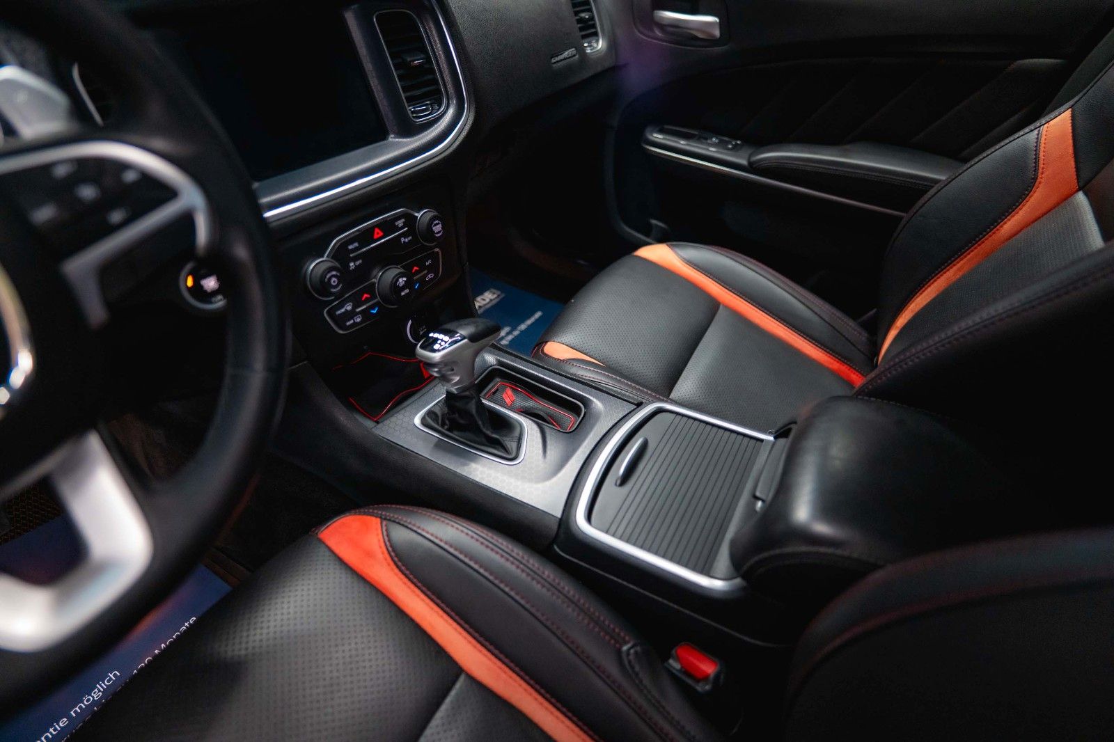 Fahrzeugabbildung Dodge Charger 3.6 FULL SRT Night Package *LED*Kamera*