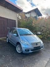 Mercedes-Benz A 170 ELEGANCE Elegance - Mercedes-Benz A 170 mit Panoramadach