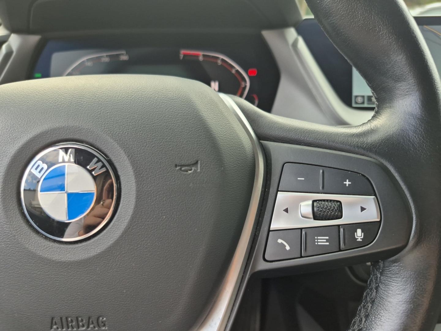 BMW 118 i Advantage Navi CarPlay LED PDC Sitzheizung, миниатюра 19