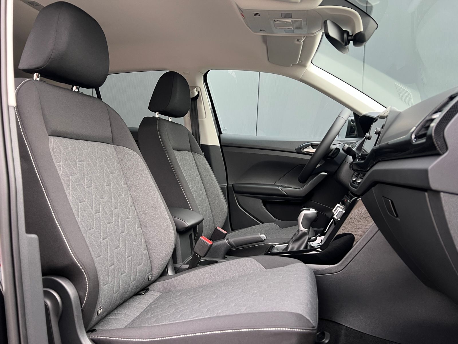 Fahrzeugabbildung Volkswagen T-Cross Life 1.0 TSI DSG *LED, ACC, Klima, Ready