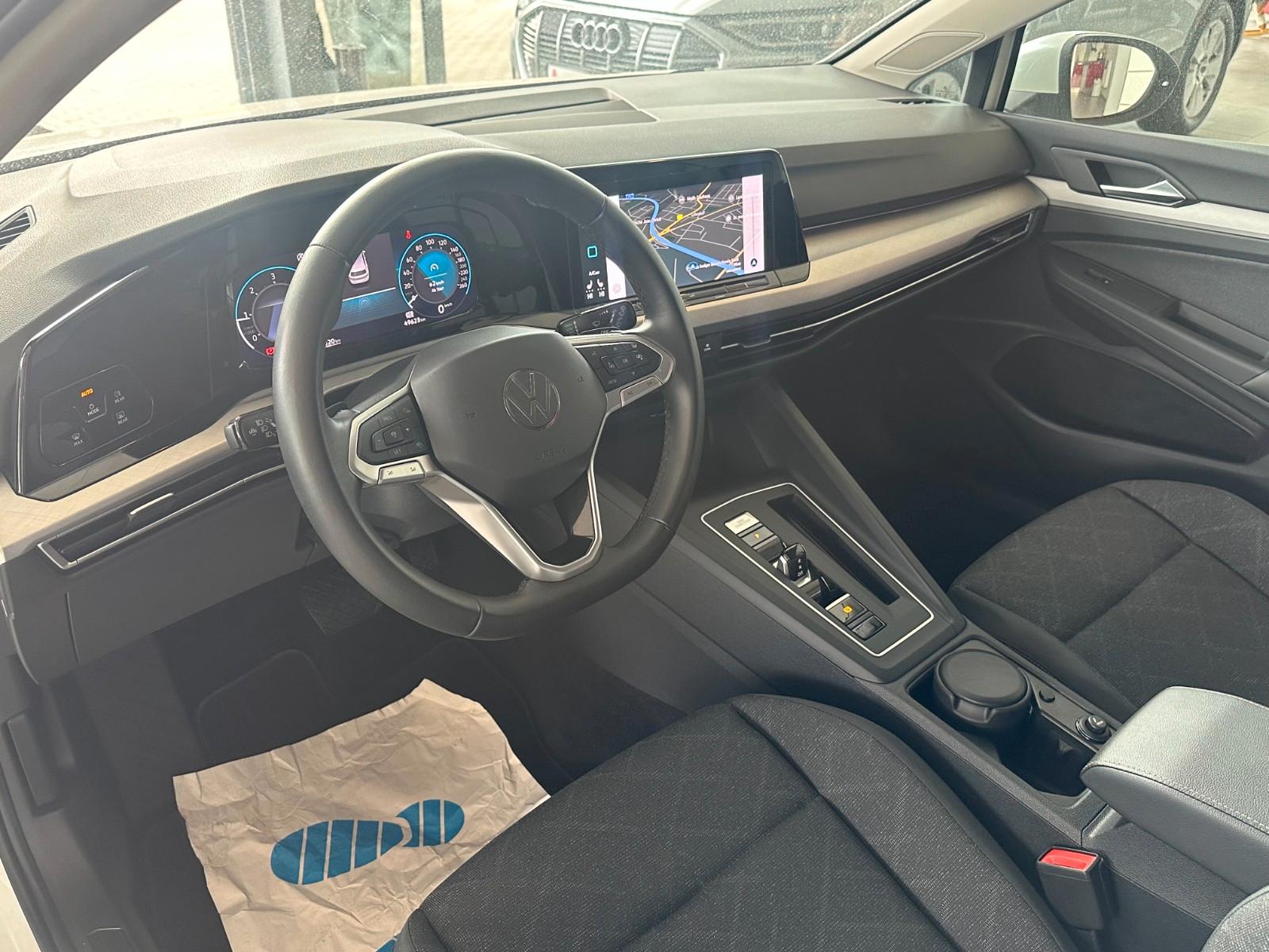 Volkswagen Golf VIII Limo 2.0 TDI DSG,Kamera,Navi,LED,1Hd, миниатюра 6