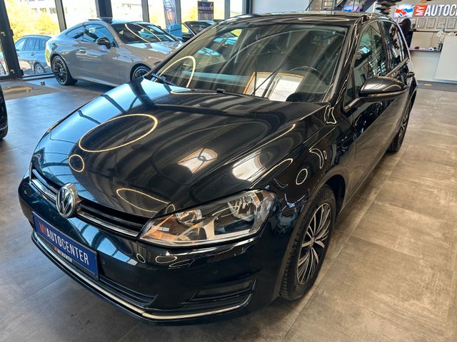 Volkswagen Golf VII Lim. Allstar BMT *Navi*