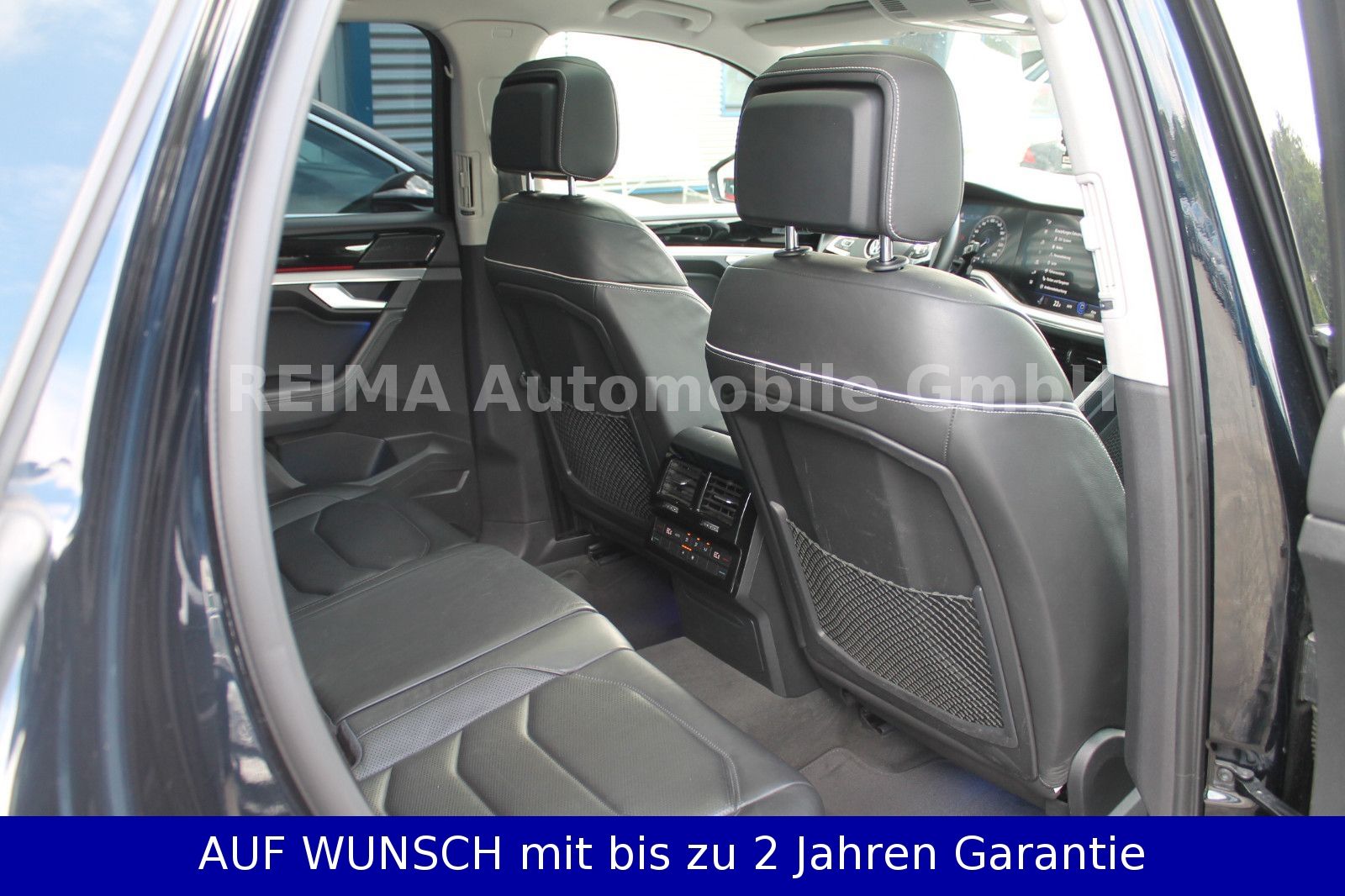 Fahrzeugabbildung Volkswagen Touareg 3,0D Elegance 4Motion, Pano, Luft
