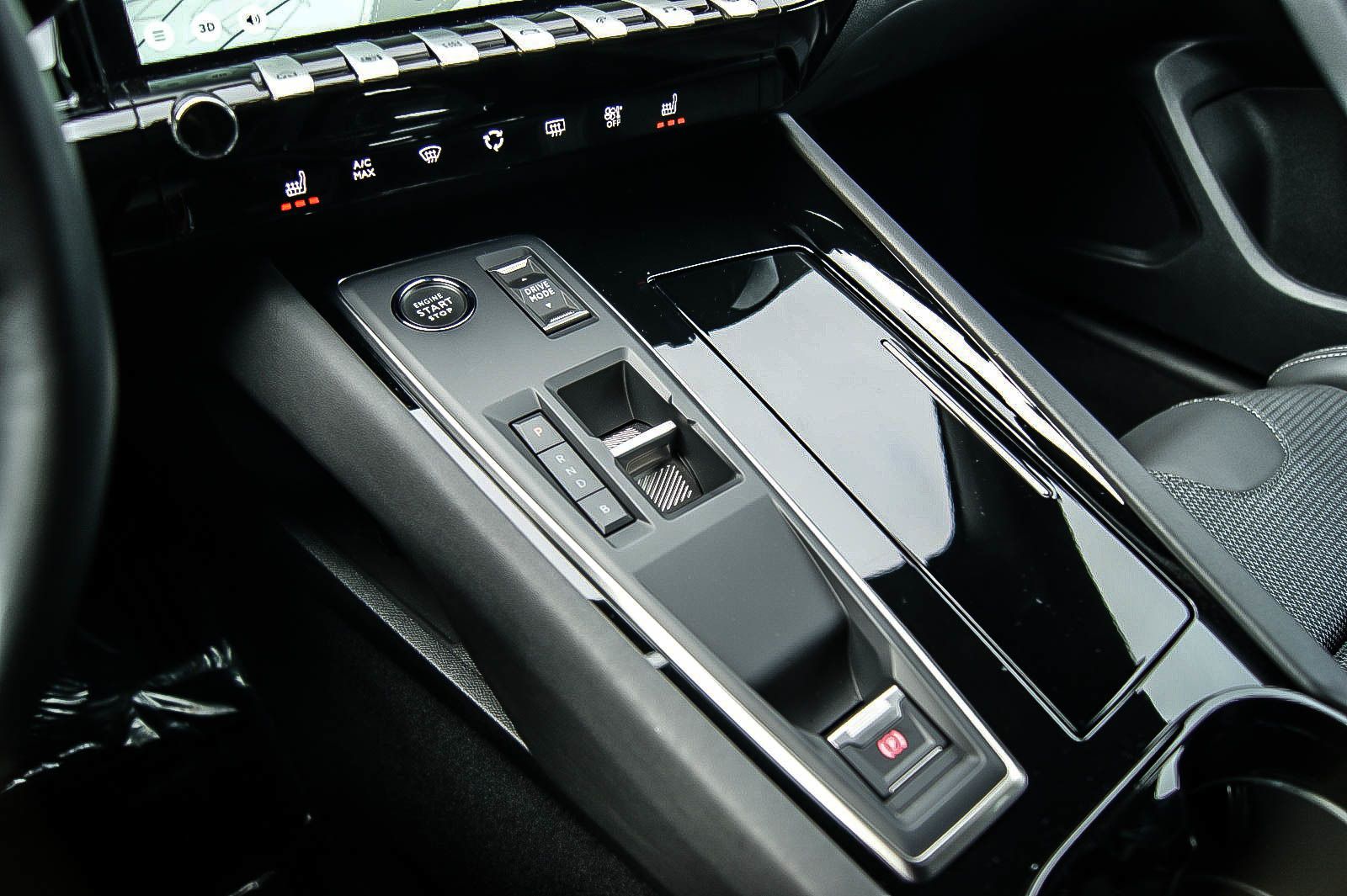 Fahrzeugabbildung Peugeot 508 SW Hybrid 225 Allure NEUES MODELL LED 1.HAND