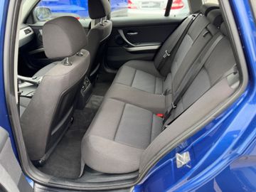 BMW 318 - 9