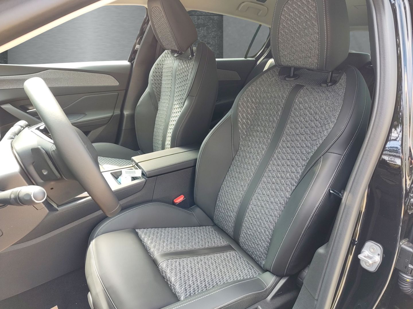 Peugeot 308 - Bild 8