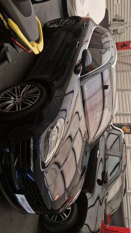 Image of Porsche Macan