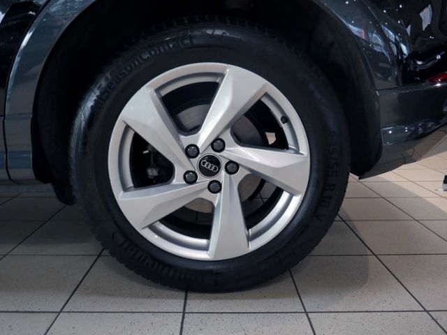 Fahrzeugabbildung Audi Q3 35 Advanced 2.0 TDI S-tronic | LED RFK AHK