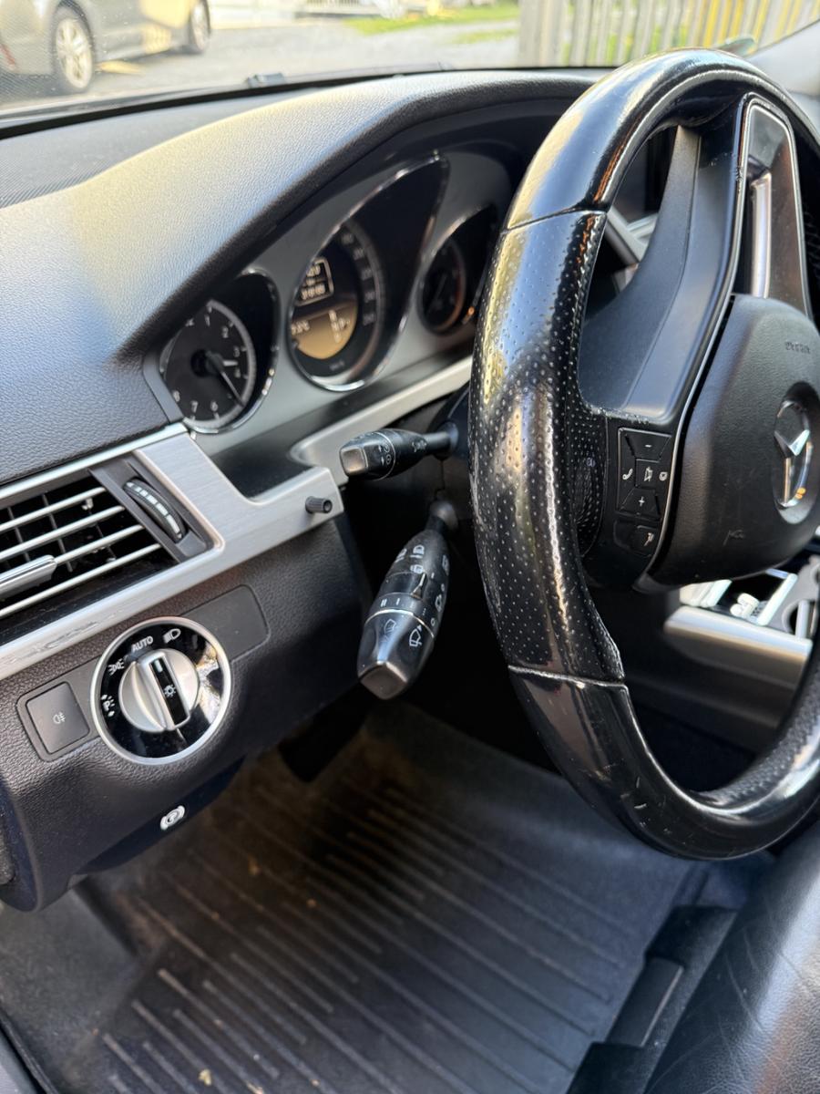 Mercedes-Benz 200 2012 — photo 12