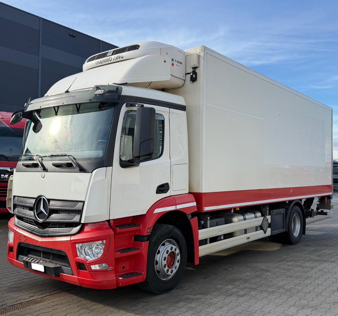 Mercedes-Benz Antos 1840,E6,ThermoKingV-800 Max,1.Hand