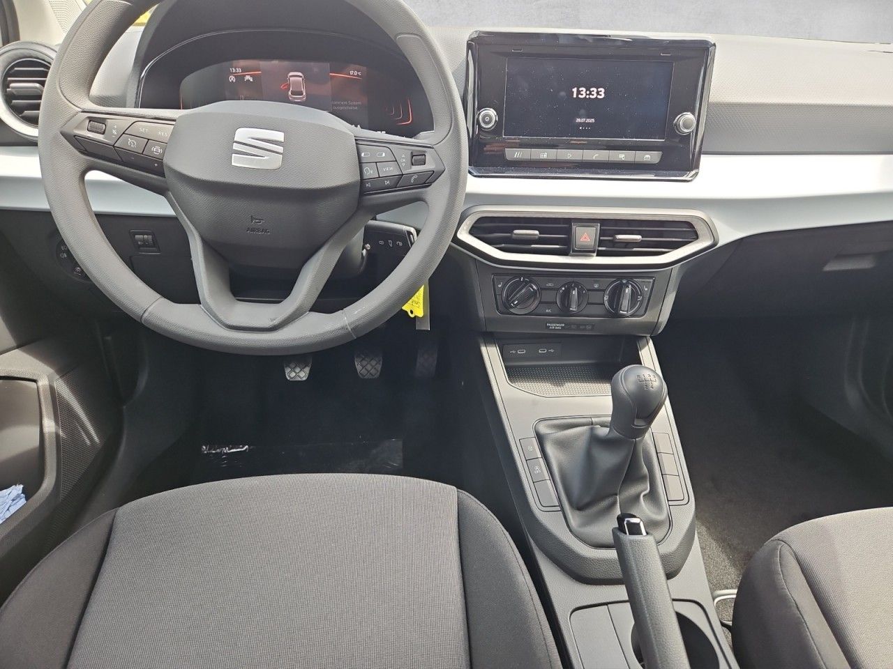 Fahrzeugabbildung SEAT Ibiza Reference Klima,Smart-Link,LED