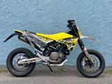Husqvarna 701 SUPERMOTO LEO VINCE AUSPUFF 1.HD SH-GEPFLEGT - SUPERMOTO