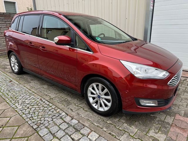 Ford Grand C-MAX 1.5 TDCi Titanium