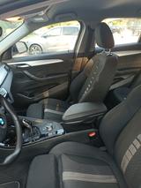 BMW X2 sDrive18i Advantage  - BMW X2 von privat