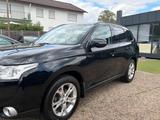 Mitsubishi Outlander*Automatik*Kamera*4X4*HU/AU Neu*BT - gebrauchte Mitsubishi SUV & Geländewagen