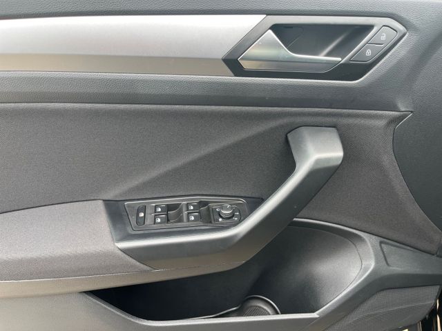 T-Roc 1.5 TSI DSG LIFE LED+KAMERA+PDC+DCP+LANE A