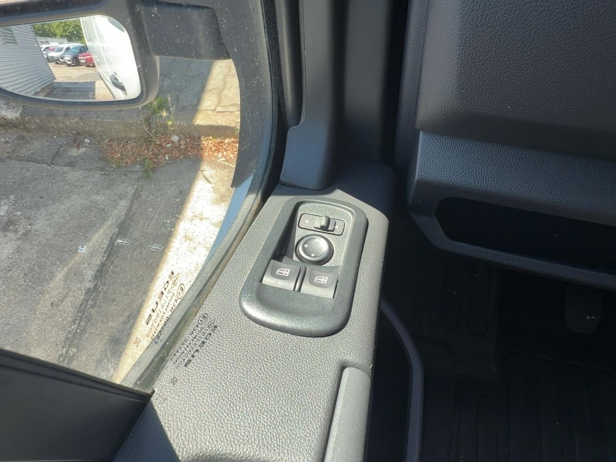 Renault Master - Bild 15