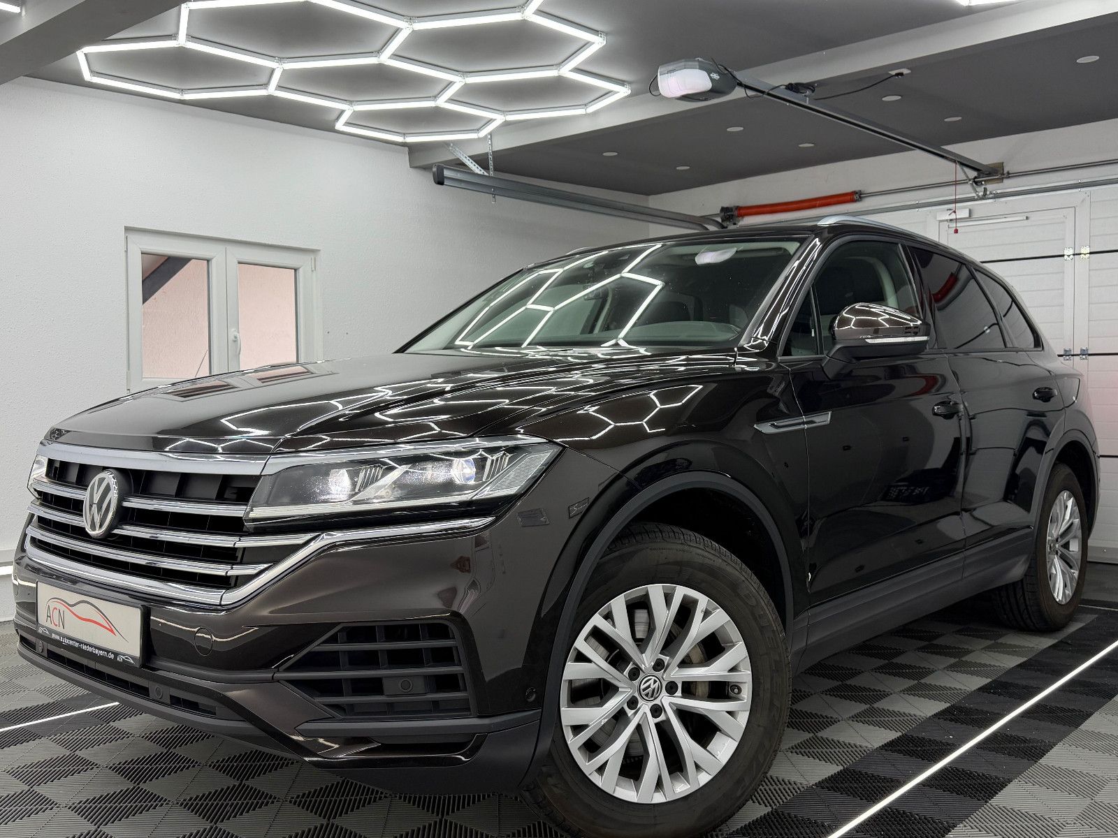 Fahrzeugabbildung Volkswagen Touareg 3.0 TDI 4Motion/KAMERA/ACC/AHK/LED