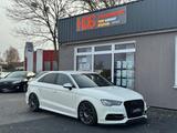Audi S3 Lim. 2.0 TFSI quattro DSG *RS3 Abgs.*272KW - Audi S3 mit Benzin-Antrieb: Limousine