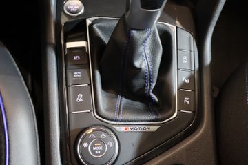 Volkswagen Tiguan R 2.0 TSI 4M HK+HUD+AID+360°+PANO+20"