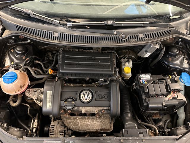 MYAUTOCENTER – Gebraucht- und Jahreswagen mit Werkstattservice in Pfaffenhofen Volkswagen Polo IV Comfortline *TÜV NEU*KLIMA*ELEKTR.FENSTE