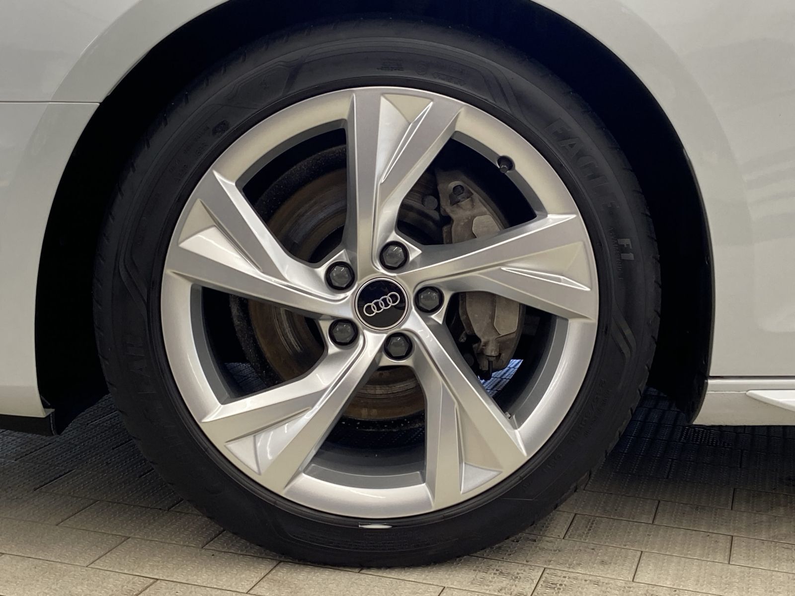 Audi A4 - Bild 15