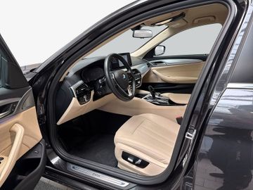 BMW 520 - 9
