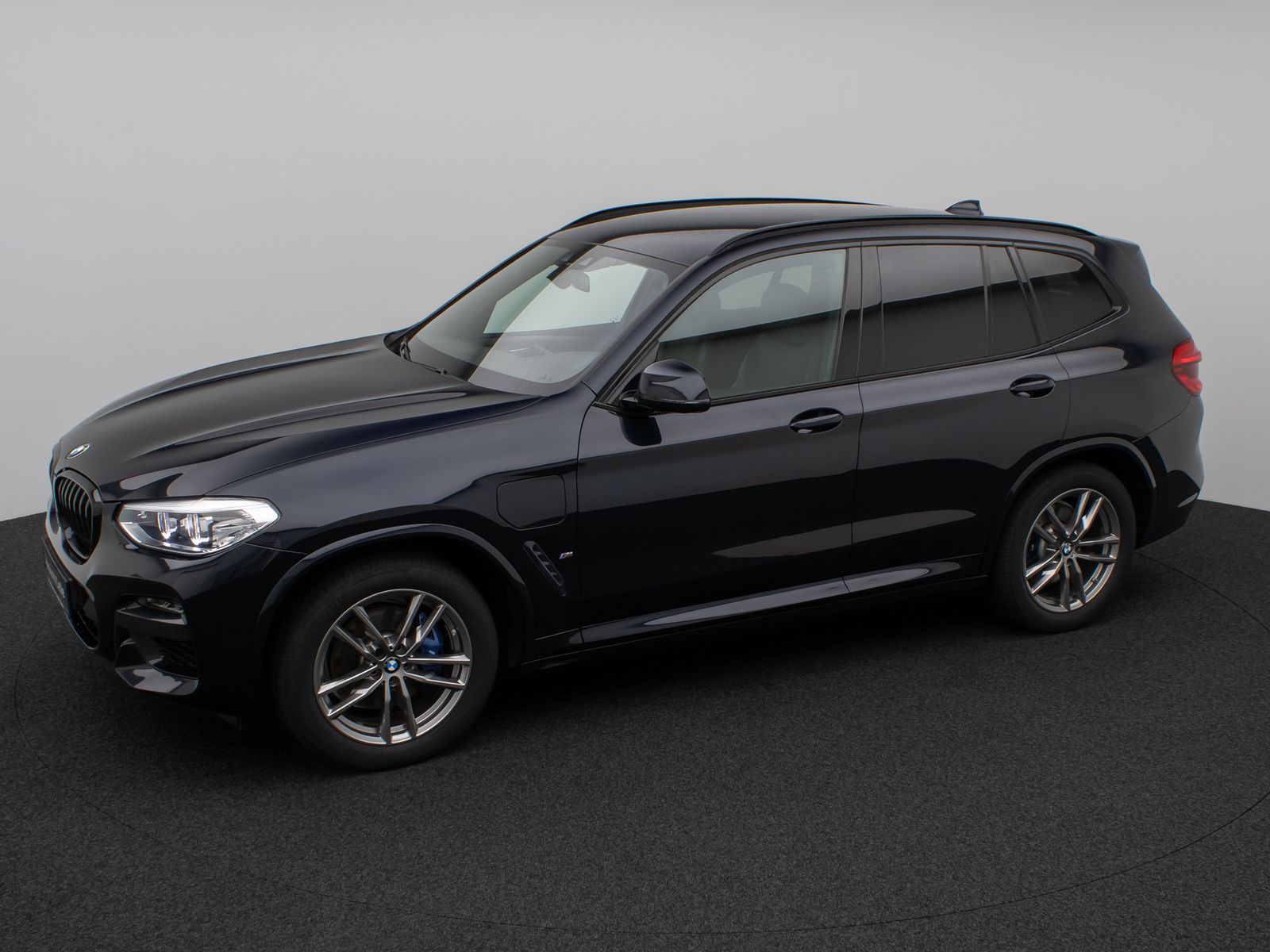 Fahrzeugabbildung BMW X3 xD30e M Sport DAB CockPit+ PDC AHK LED 19Zoll