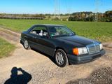 Mercedes-Benz Mercedes w 124 230 E Oldtimer reserviert b... - Mercedes-Benz 230 in Bonn